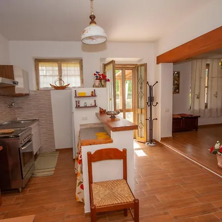 Vacanze Maria Stella Feriehus *